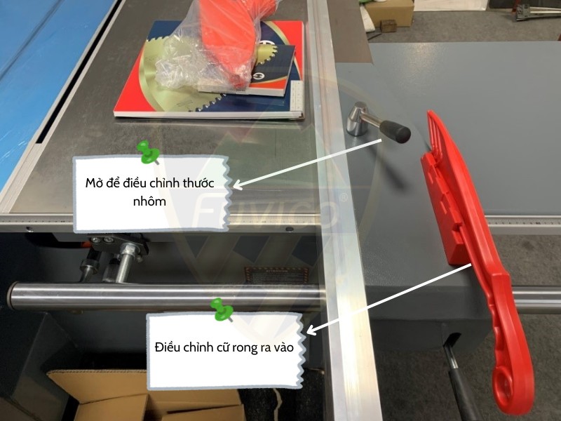 Chỉnh thước cưa bàn trượt