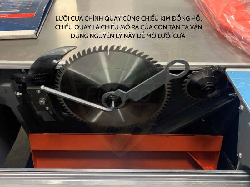 Mở lắp lưỡi cưa chính