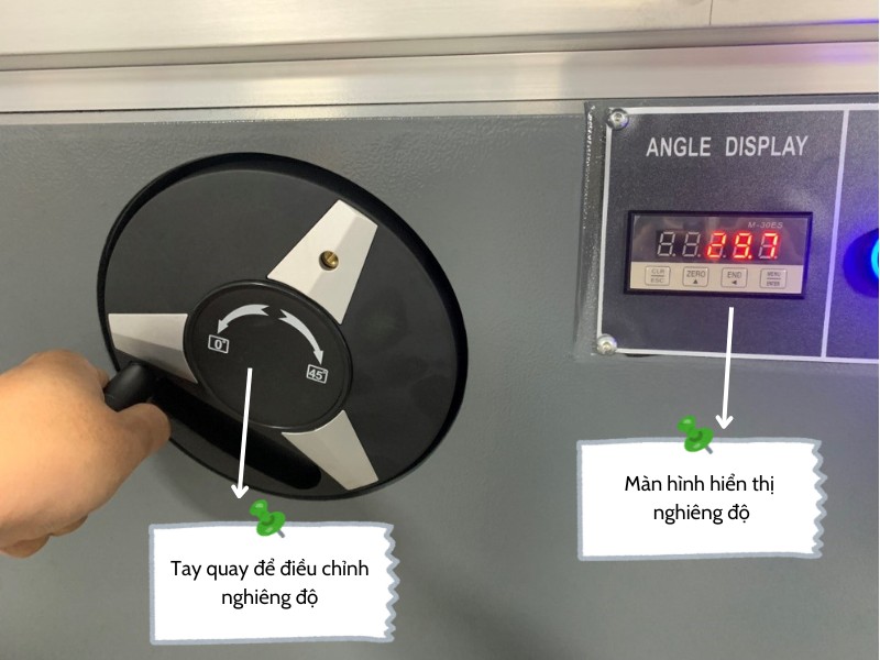 Quay điều chỉnh nghiêng độ