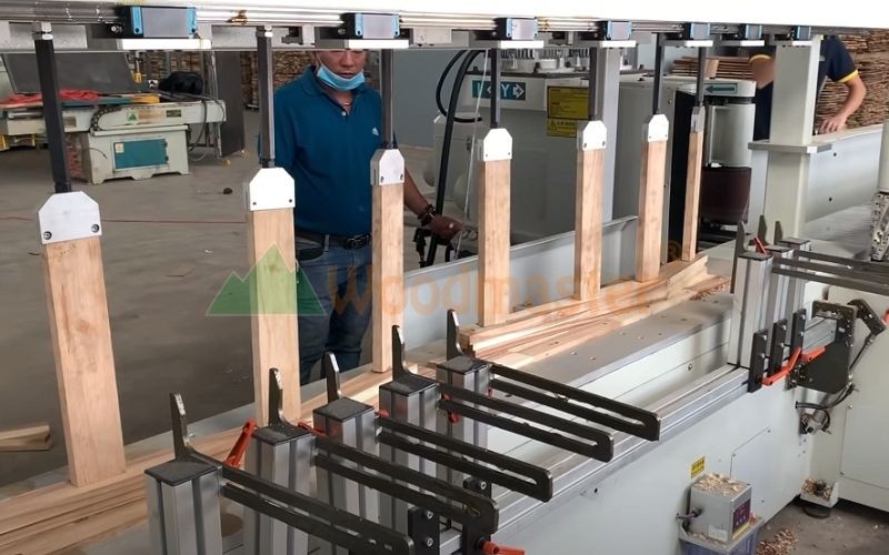 Máy phay chép hình CNC