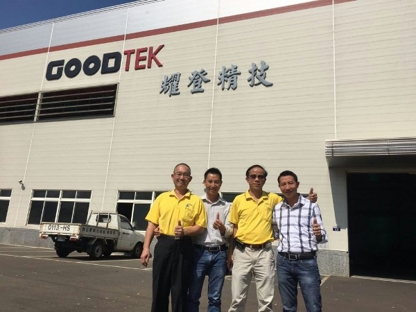 tin-tuc-su-kien/chuyen-tham-quan-cac-nha-san-xuat-may-che-bien-go-tai-dai-loan-2016-485.html