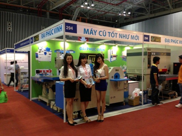 Đại Phúc Vinh triễn lãm máy chế biến gỗ