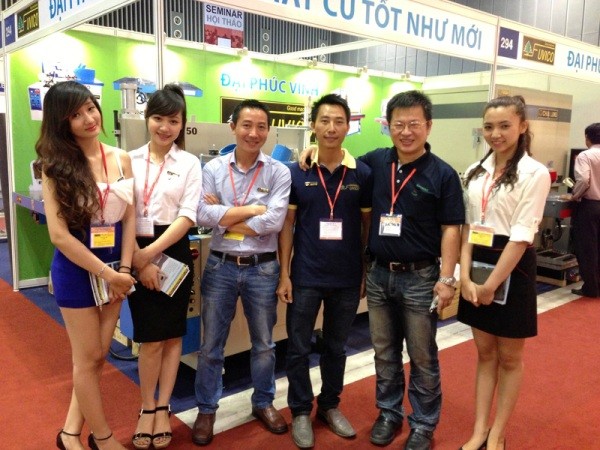 Đại Phúc Vinh triễn lãm máy chế biến gỗ