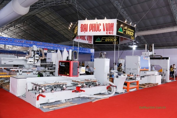 máy cưa bàn trượt đại phúc vinh