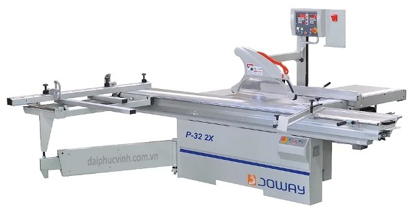 máy cưa bàn trượt 2 lưỡi thước điện tử