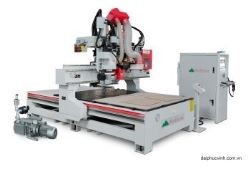 Máy Gia Công Trung Tâm CNC