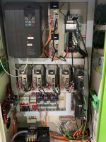 Tối Ưu Hóa Sản Xuất Tựa Ghế: Máy CNC Router 4D 2 Trục Với Bàn Kép 5670