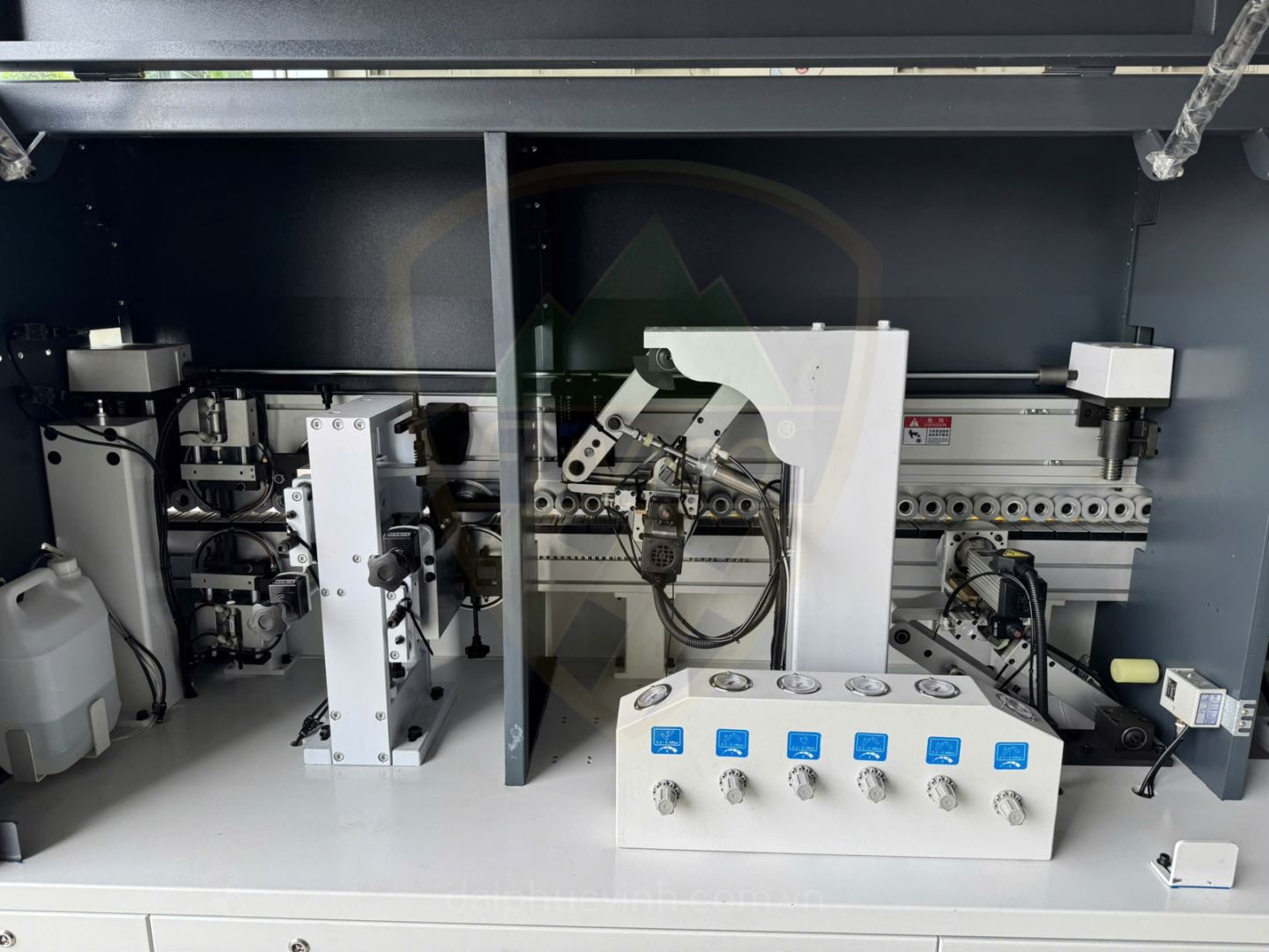 MÁY DÁN CẠNH TỰ ĐỘNG KEO PUR 2 MÀU (option nồi keo EVA TOP) | PRO-800PE2T 62002 9028